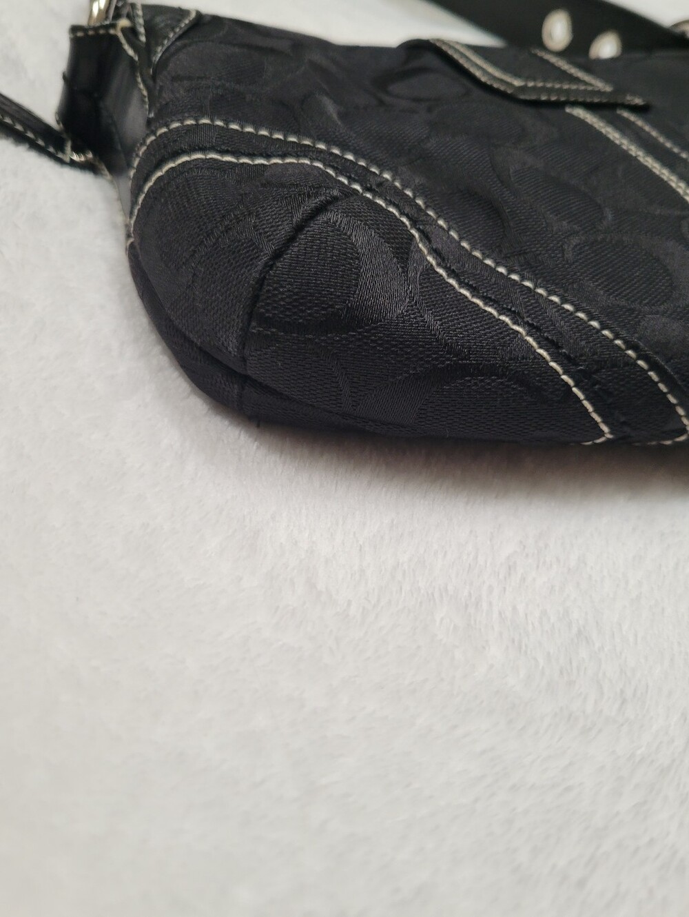 Coach Soho Signature Shoulder Bag Vintage Y2K Black Monogram  Canvas Leather - Picture 11 of 15